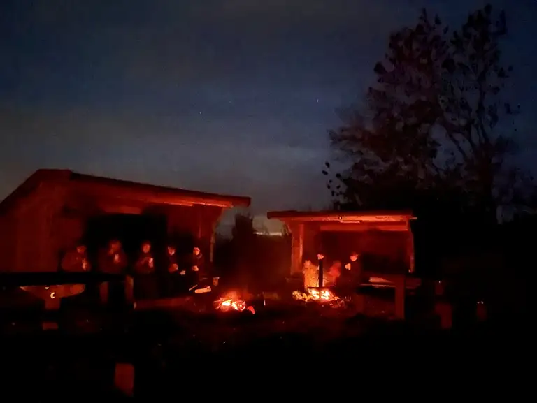 Gæster i Sheltere der sover under Dark Sky på Møn